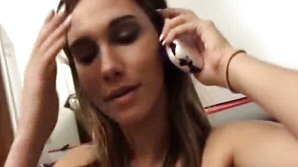 ແຟນ exotic ມີຄວາມມ່ວນຫຼາຍກັບ dildo ປະທັບໃຈ